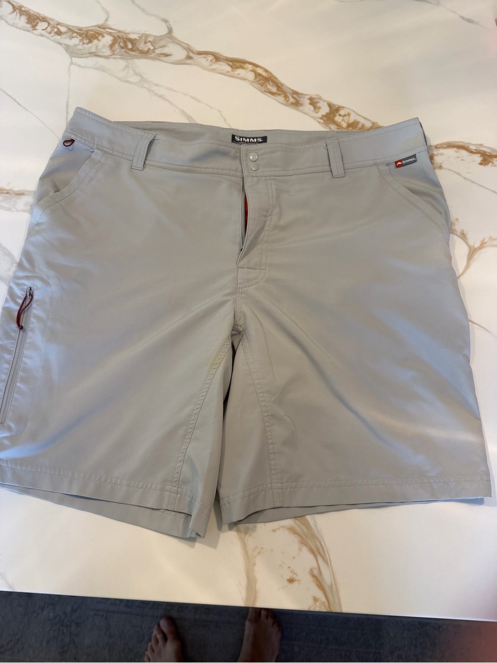 Simms Light Gray Men's Hybrid Fishing Shorts